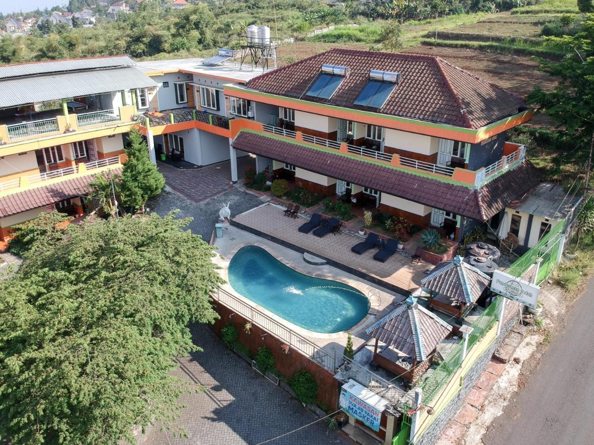 Villa Panderman Indah Batu  Esterno foto