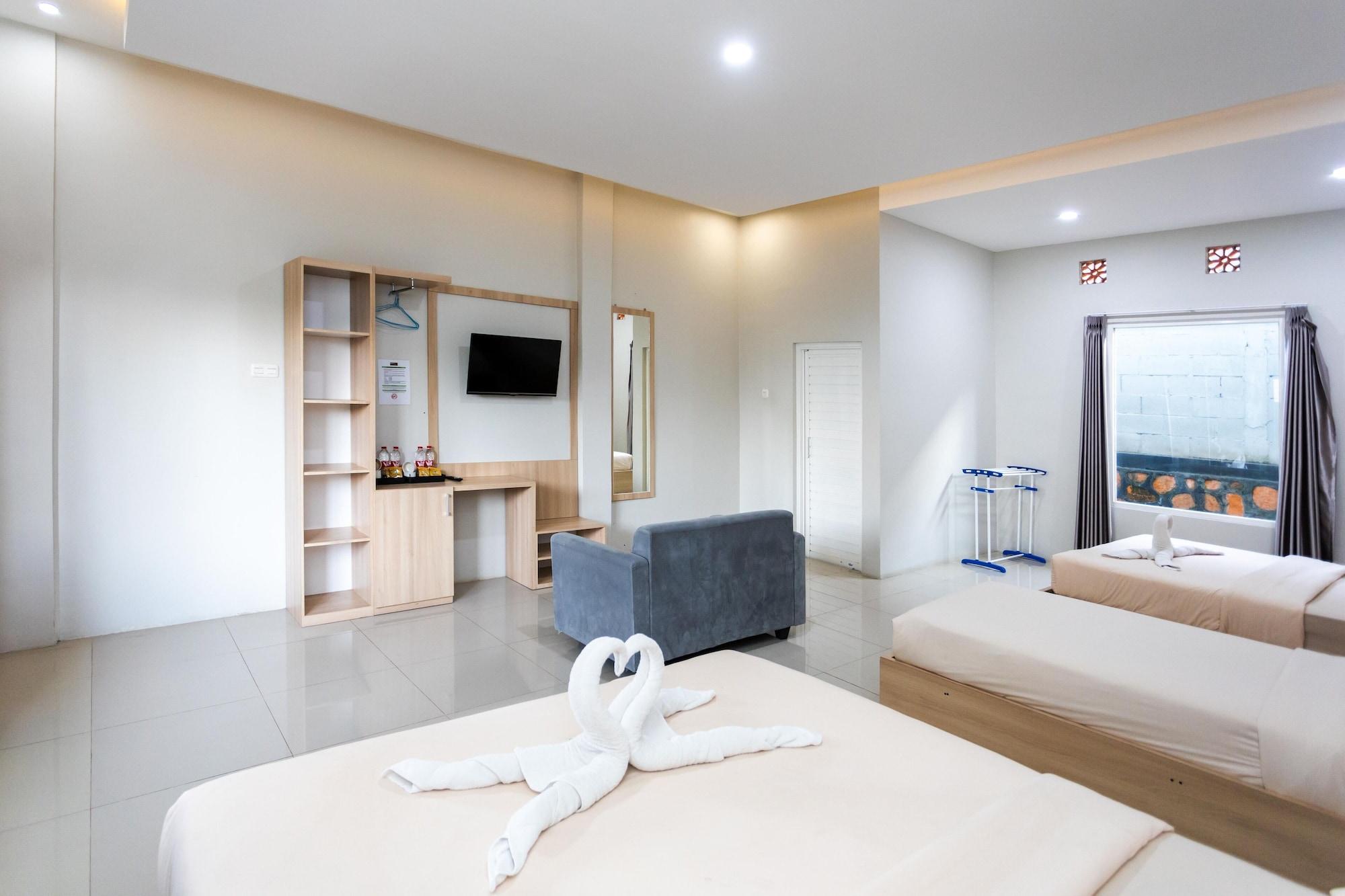 Villa Panderman Indah Batu  Esterno foto