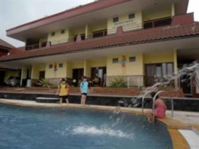 Villa Panderman Indah Batu  Esterno foto
